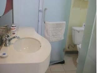 Hanting Express Wuhan Xinhua Road 2 Екстер'єр фото