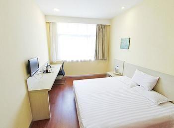 Hanting Express Wuhan Xinhua Road 2 Екстер'єр фото