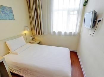 Hanting Express Wuhan Xinhua Road 2 Екстер'єр фото